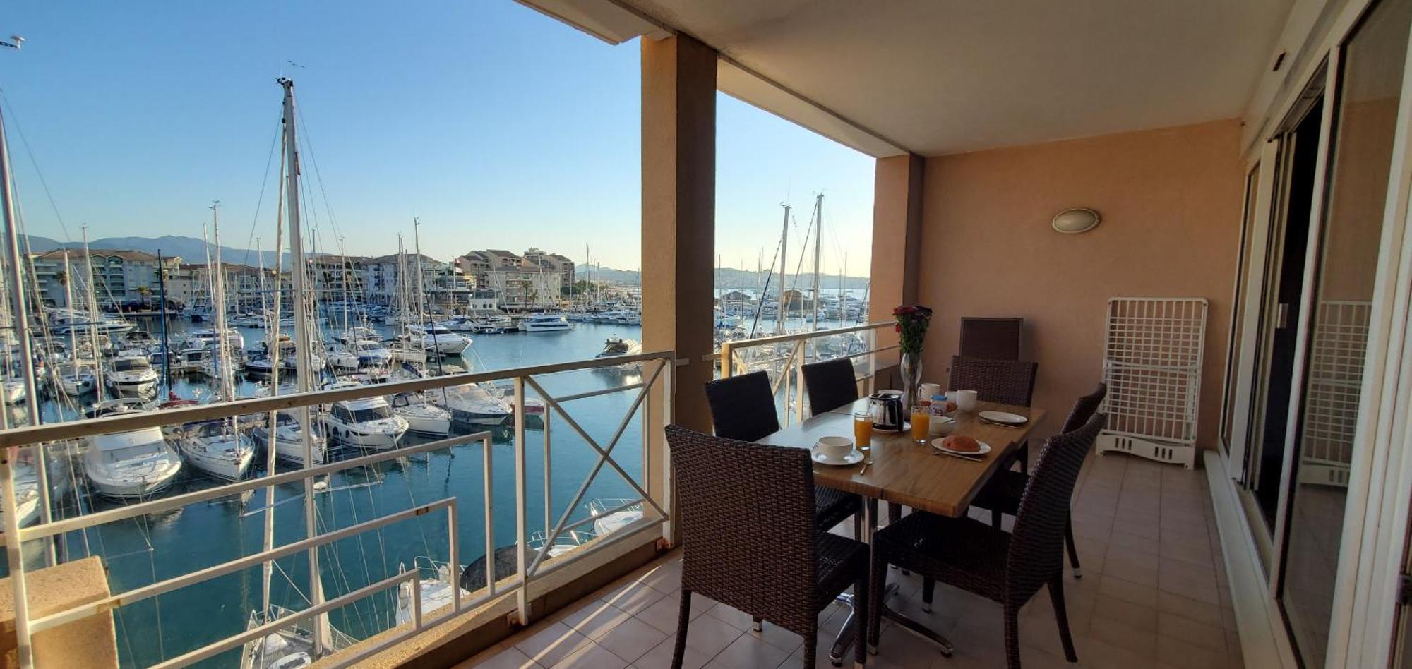 Residence Cap Hermes, Incroyable Vue Sur Le Port, Frejus Exterior photo